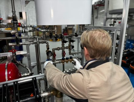 Гидропневматическая промывка систем отопления